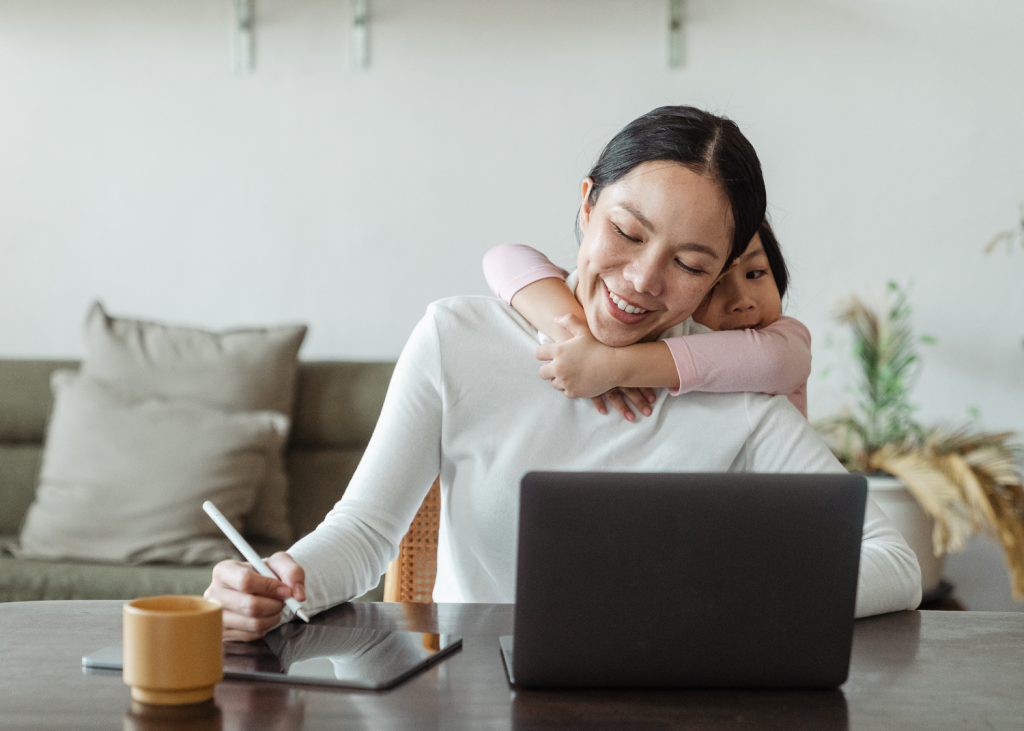 10 Side Hustle Ideas for Women and Moms to Make Money from Home